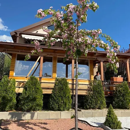 Romantic Mountain 10km To Downtown *