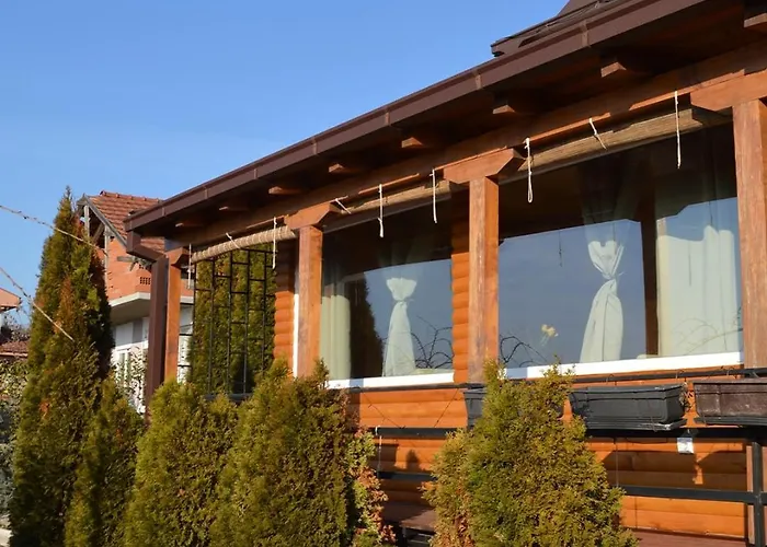 Romantic Mountain 10km To Downtown Скоп'є